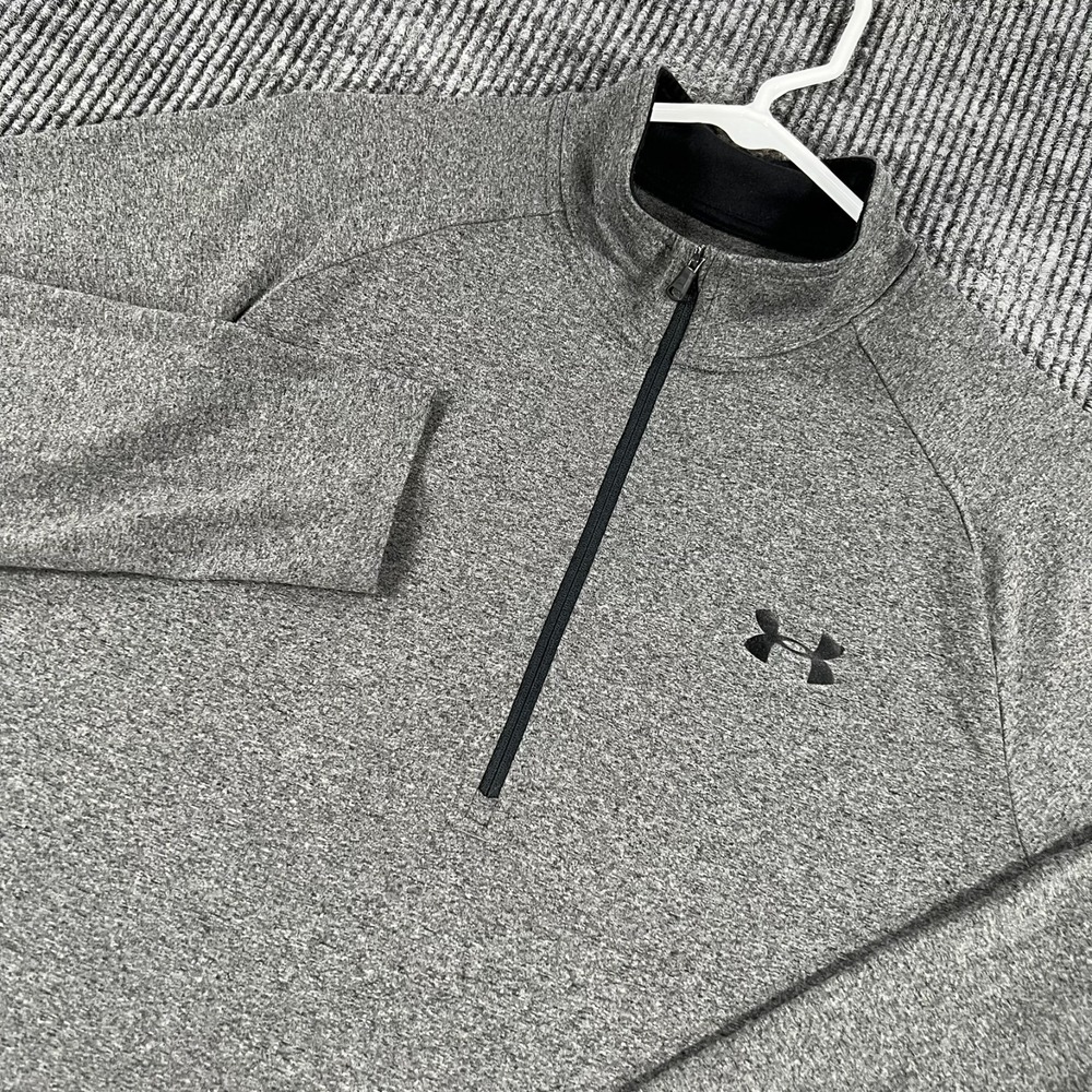 Under Armour Pullover Shirt Mens Medium Gray Long Sleeve HeatGear 1/4 Zip